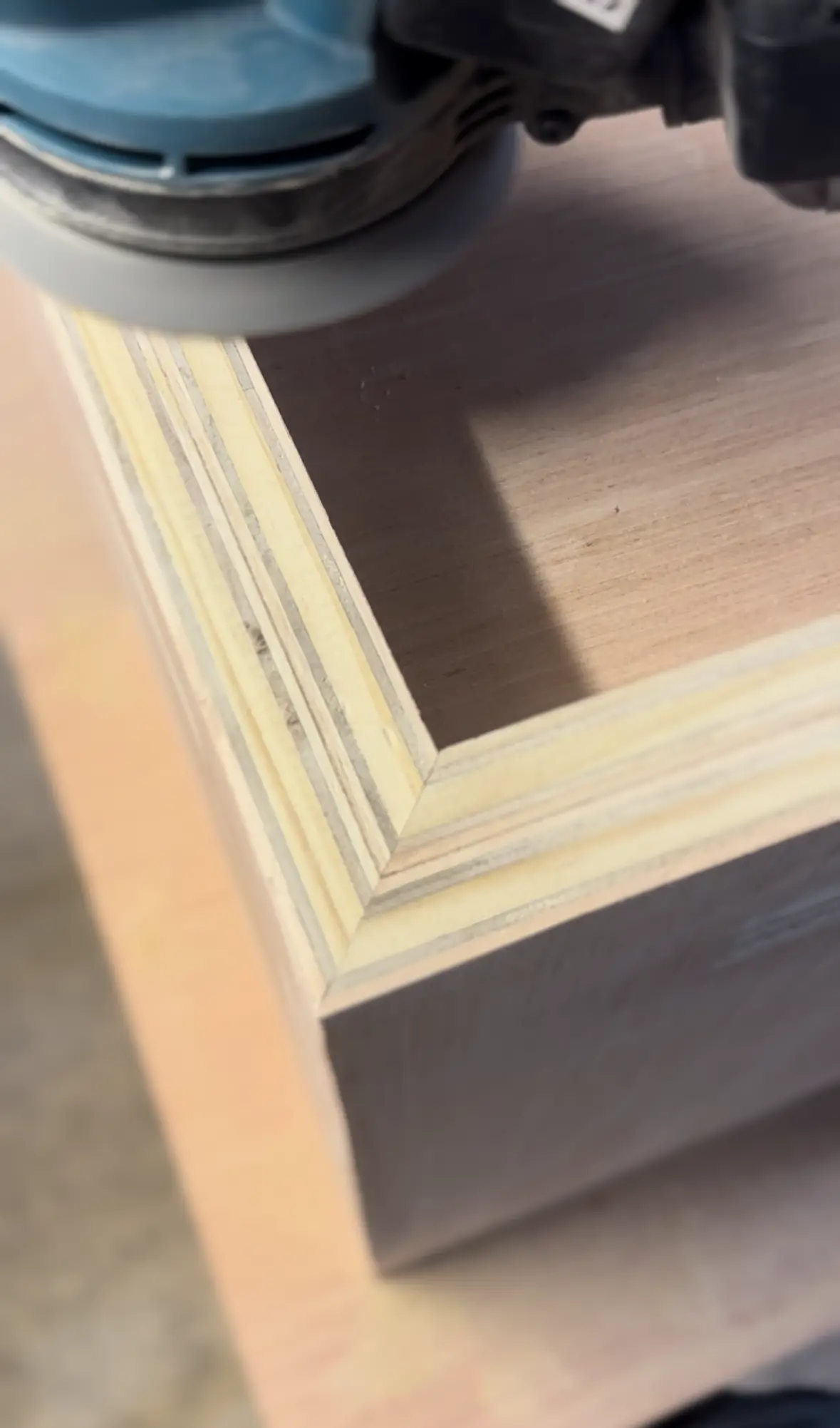 Detail van de barbershop kruk
